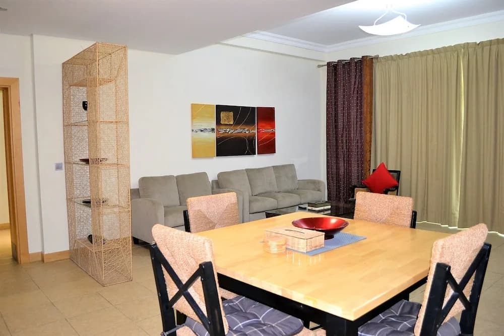 Entire 1 Bedroom Apartment in the Prestigious Palk Jumeirah - NBT - photo 12