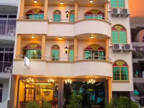 Loona Hotel - main photo