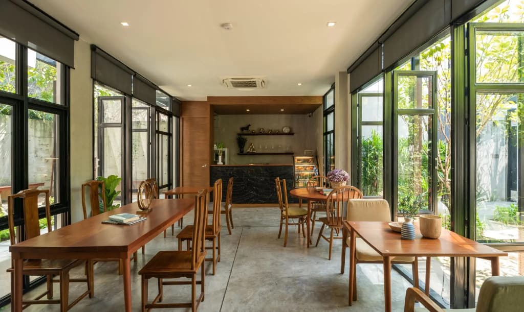 Cherlock Hotel - photo 17