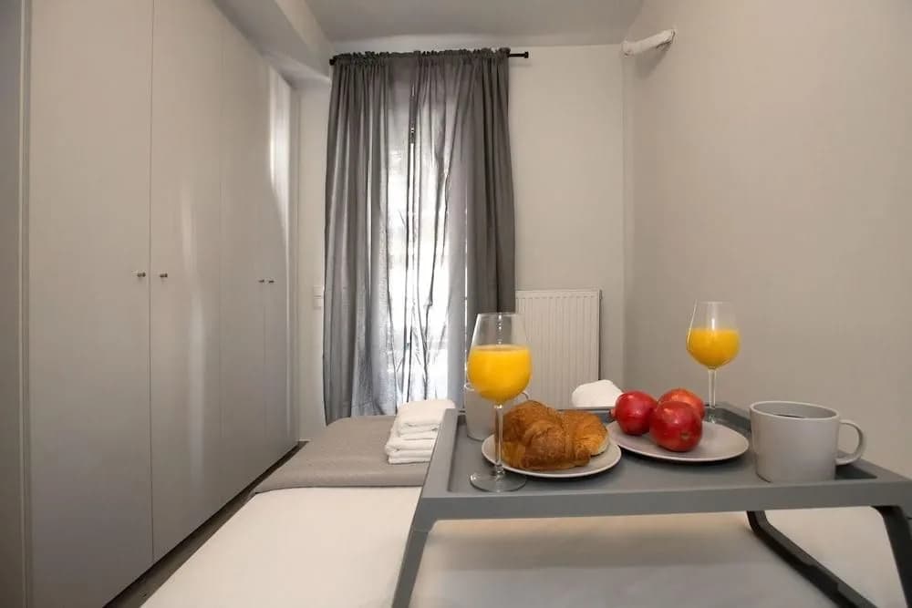 Modern Comfy Aptm Near the Acropolis by GHH - photo 3