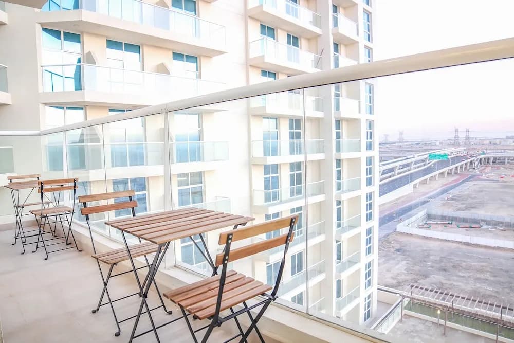 2 Bedroom Apartment- Azizi Plaza - photo 10