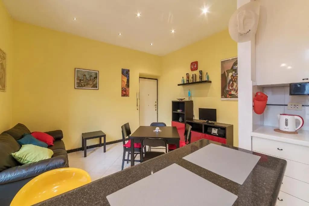 Pigneto Colourful Apartment - photo 3