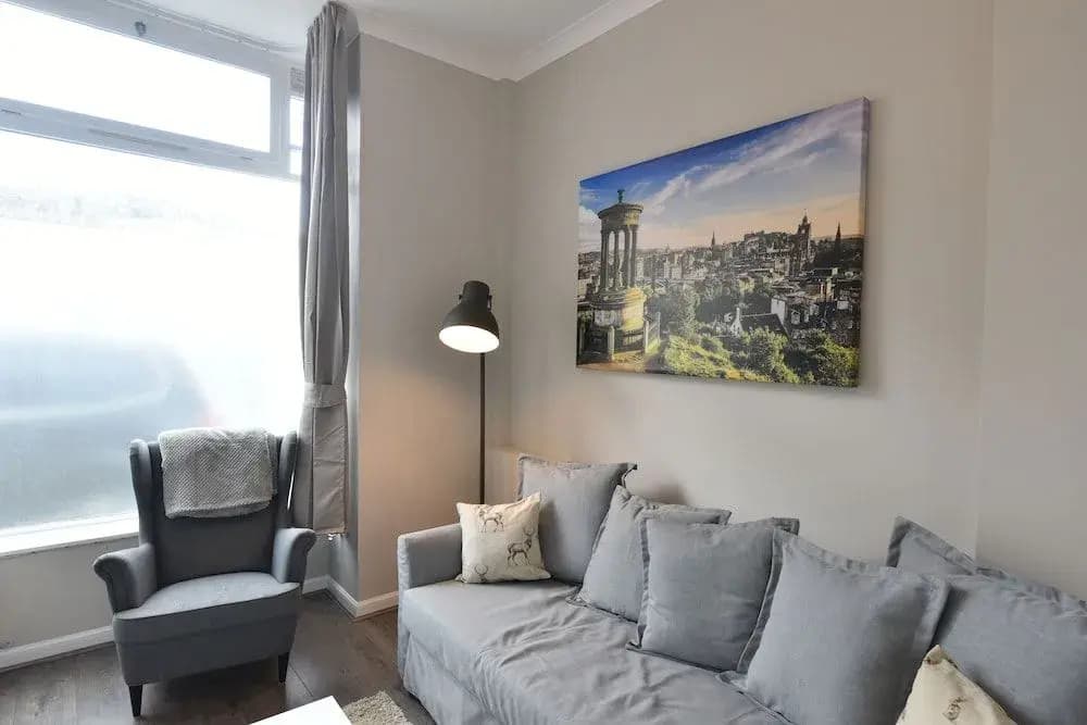 First Pleasance Luxury Apartment - photo 5