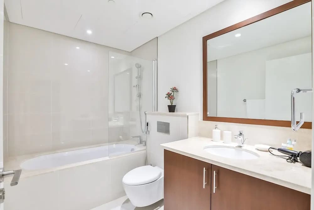 Driven Holiday Homes- Crescent Boulevard - photo 7