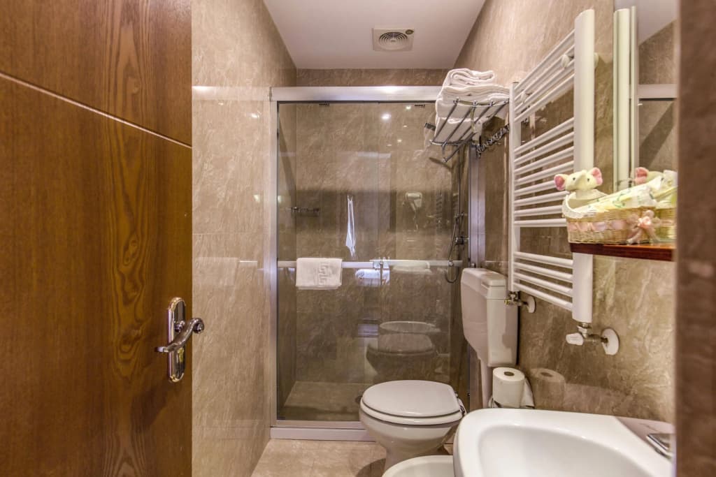 Rome Love Hotel - photo 8