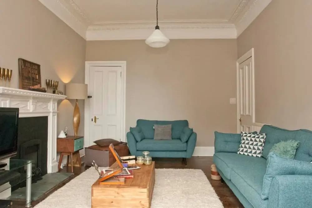 3 Bedroom Home In Bonnie Bruntsfield - main photo