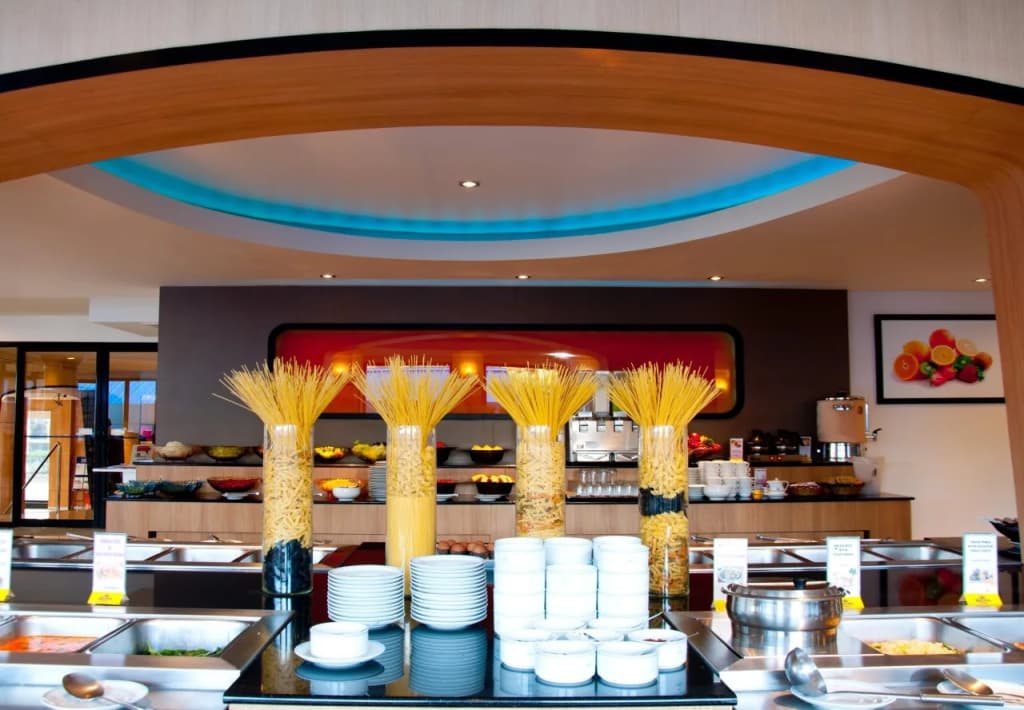 Flipper Lodge Hotel - photo 32