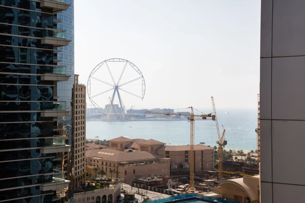 Apartment With Stunning Views In Dubai Marina - photo 4