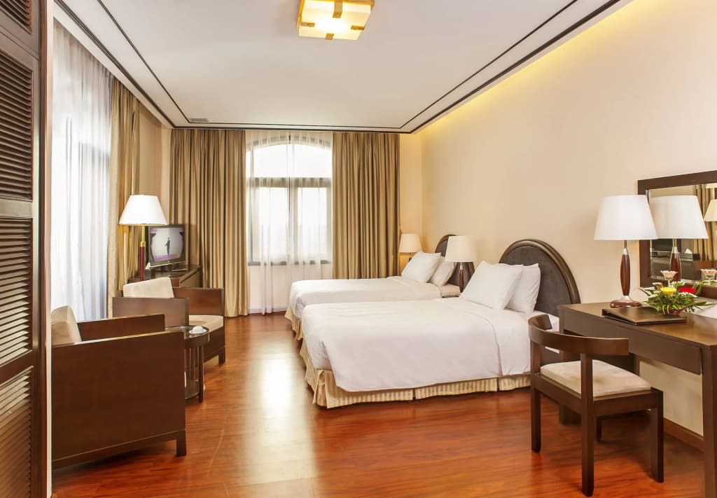 Garco Dragon Hotel - photo 4