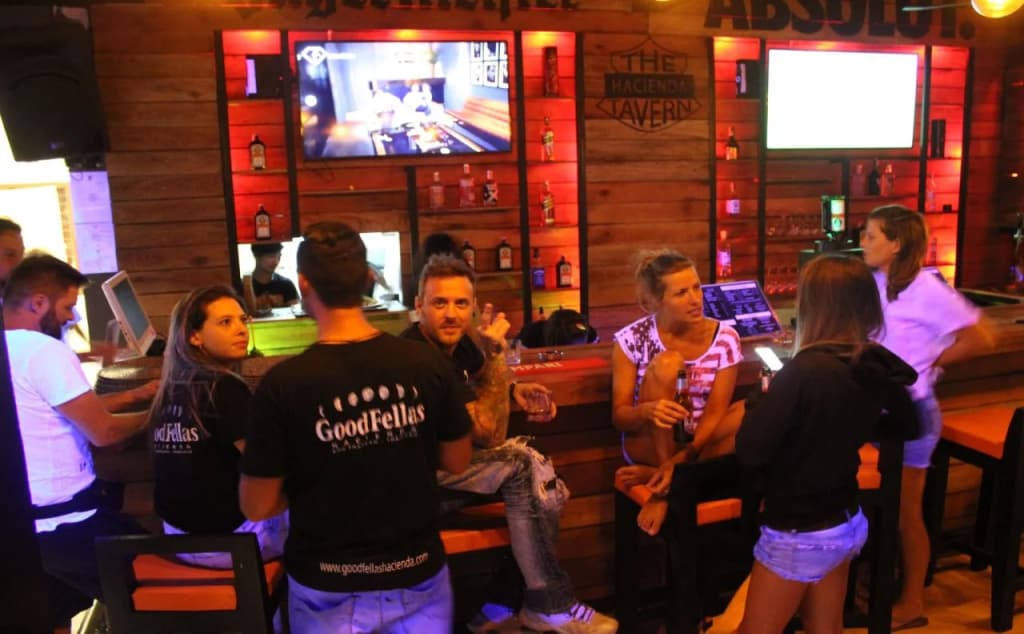 Asia Blue The Tavern Hacienda - Hostel - photo 20