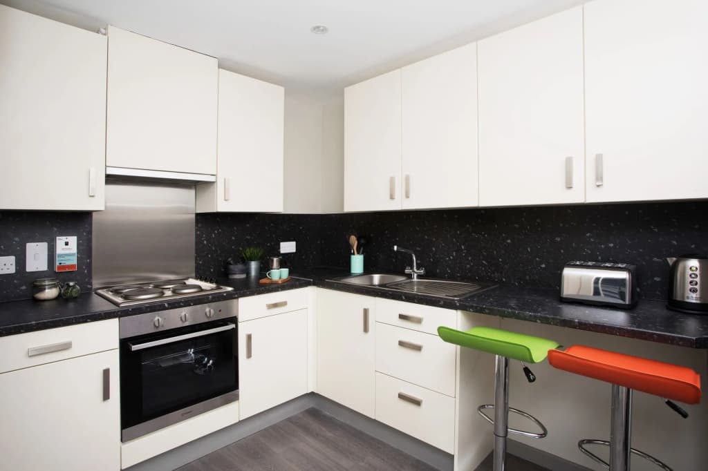 Salisbury Court - photo 13