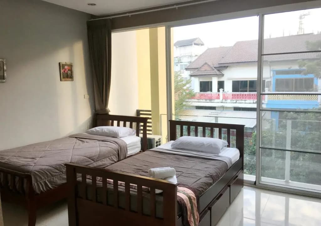 Egg Colony Hotel - photo 5