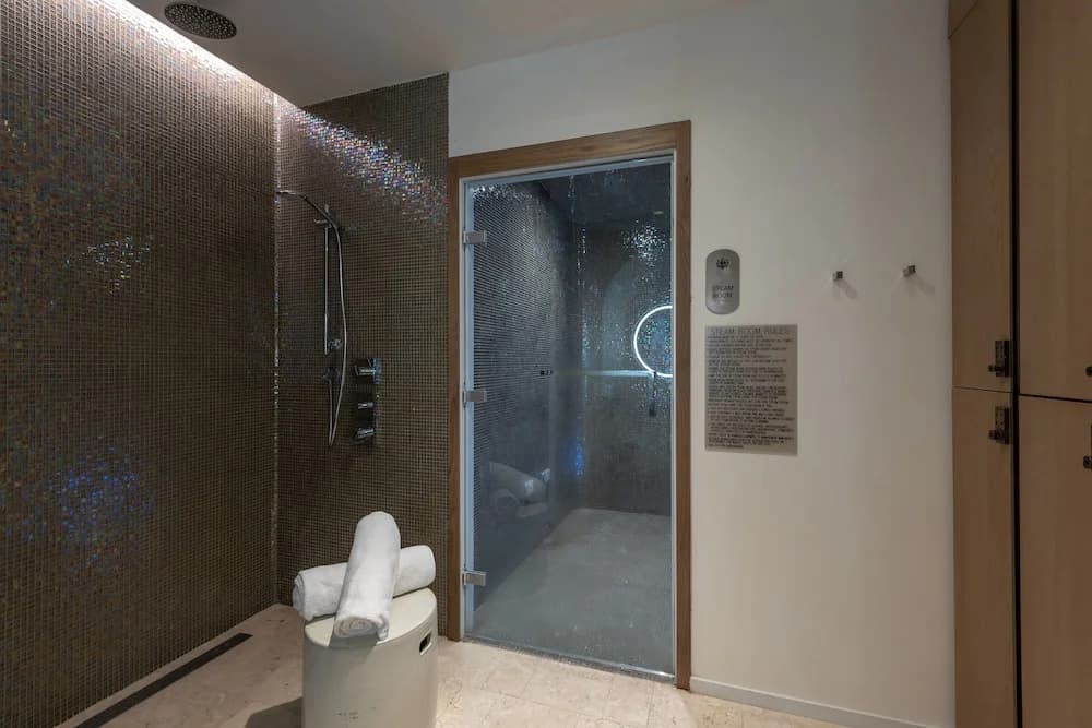 Suites at SLS LUX Brickell managed by CE - photo 9