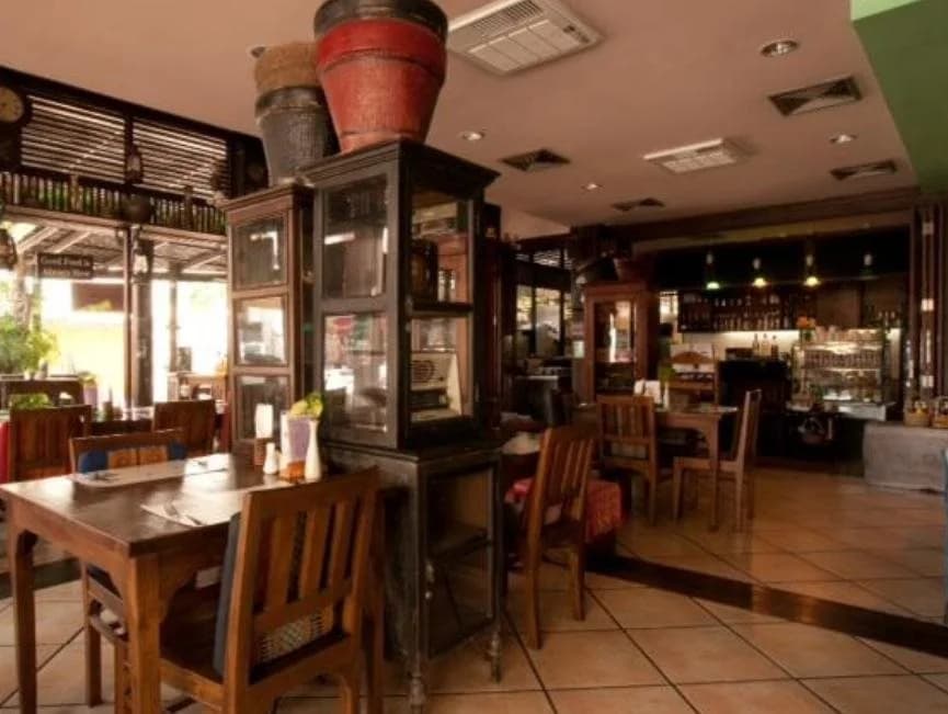 Cucumber Inn Suites - photo 16