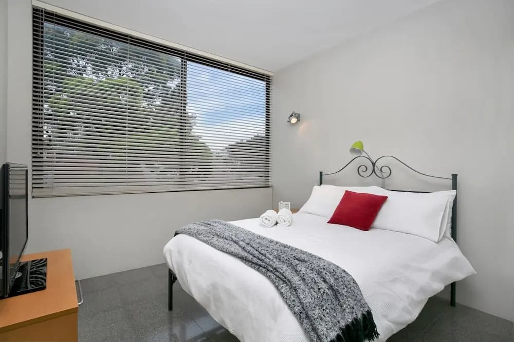 Surry Hills 1 Bedroom Apartment - ADEL1 - main photo