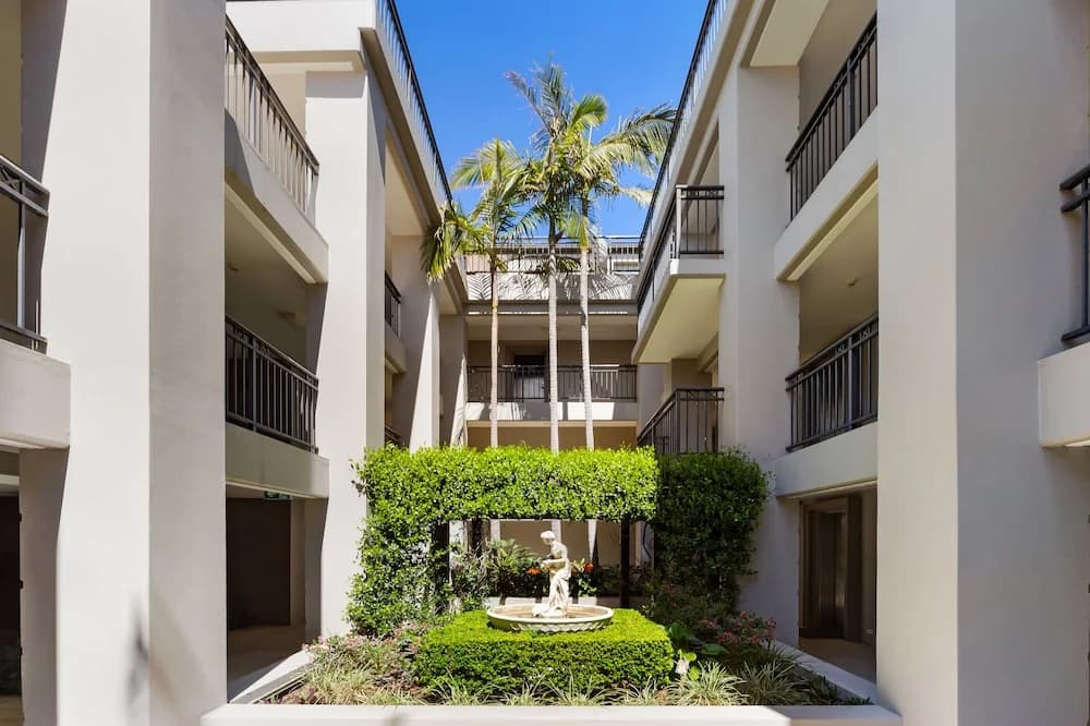 Woolloomooloo Modern Apartment 12 BRK - photo 12