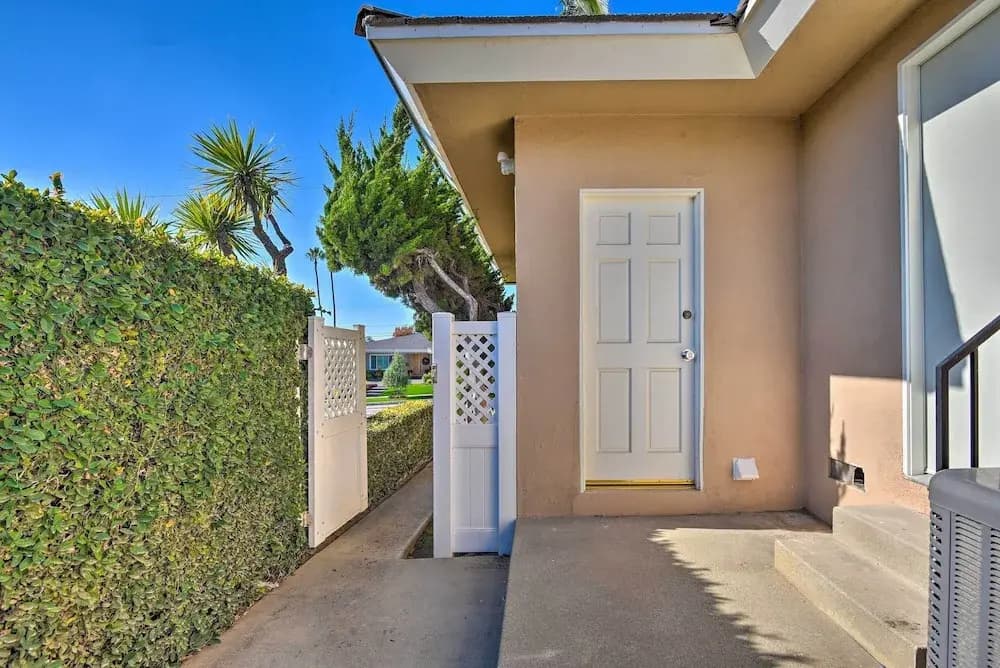 Los Angeles Suite ~ 12 Mi From Downtown! - photo 7