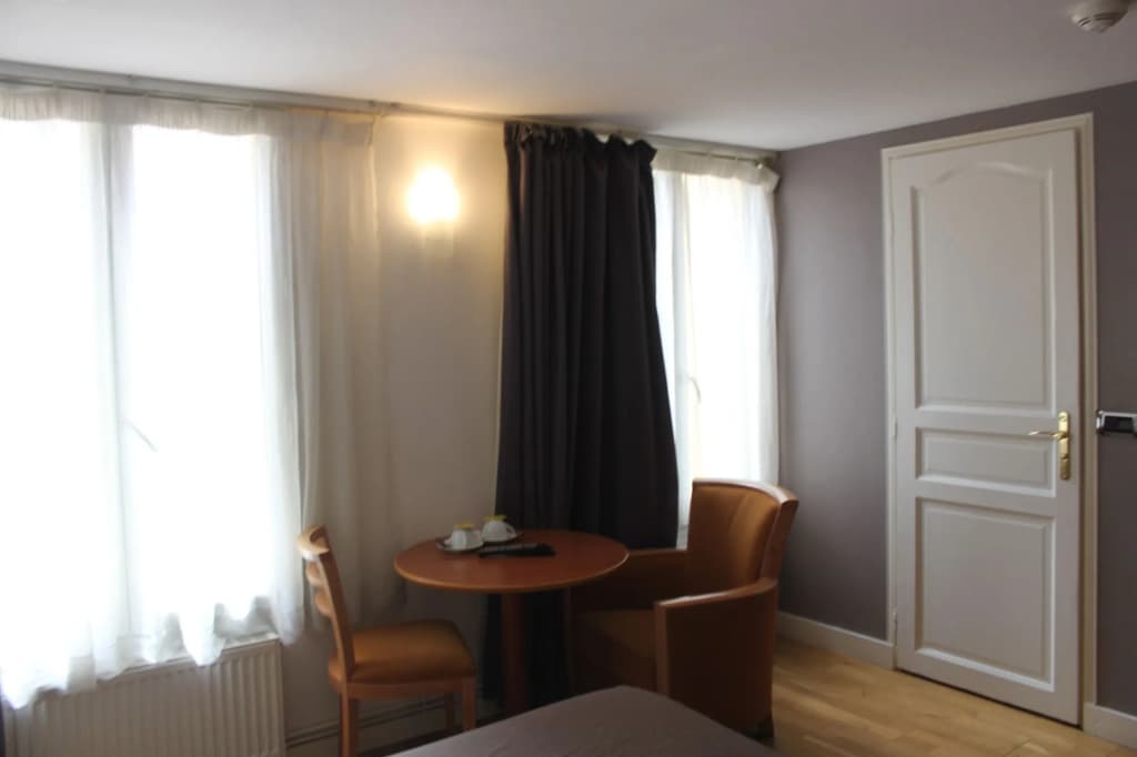 Hotel Metropolitain - photo 11
