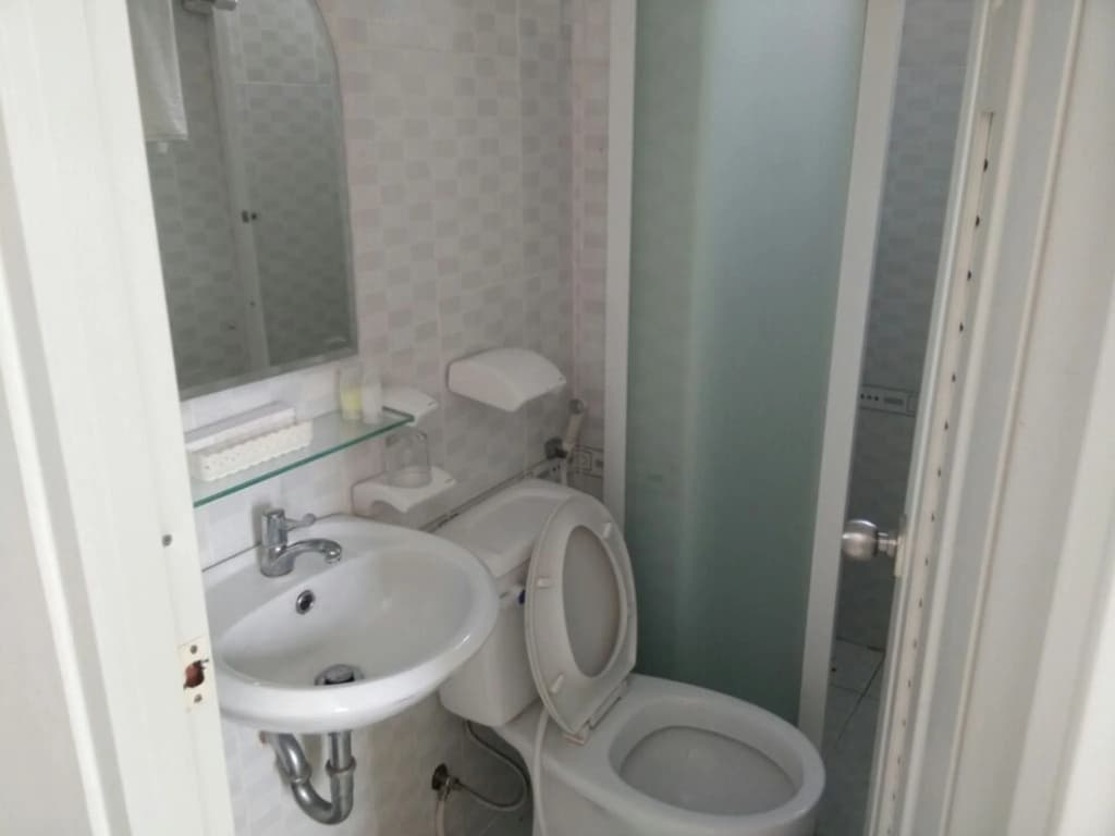 OYO 131 Nhu Phuc Hotel - photo 8