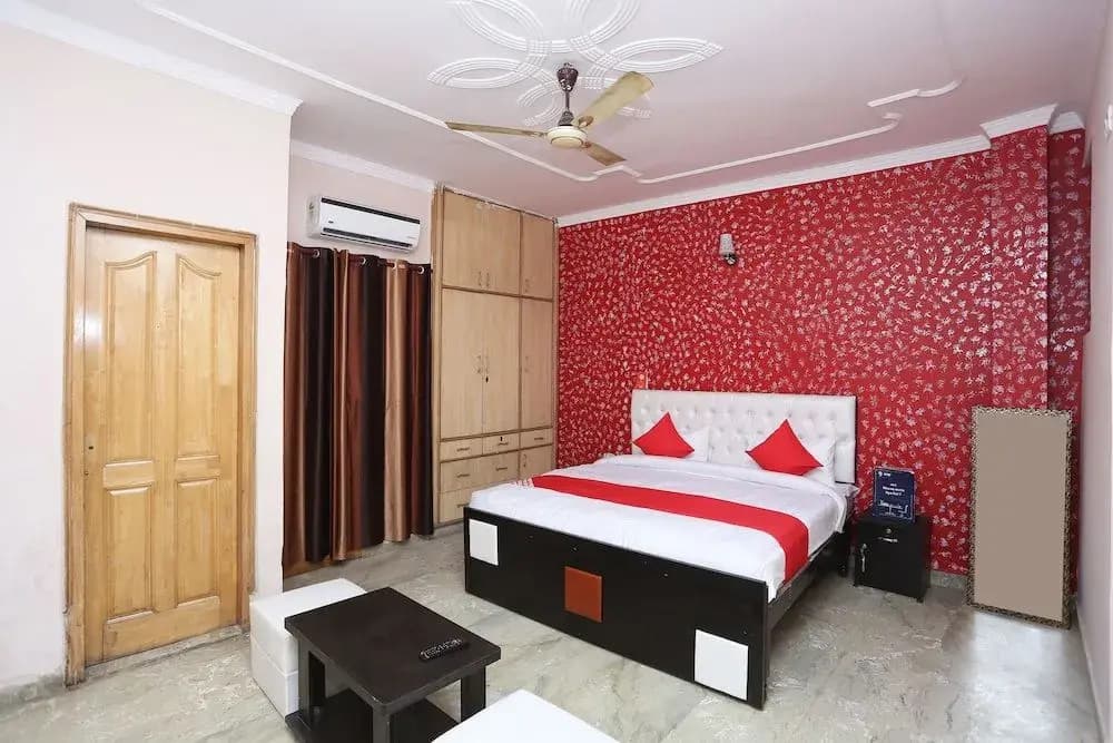 Oyo 26930 Suraj Legacy - photo 6