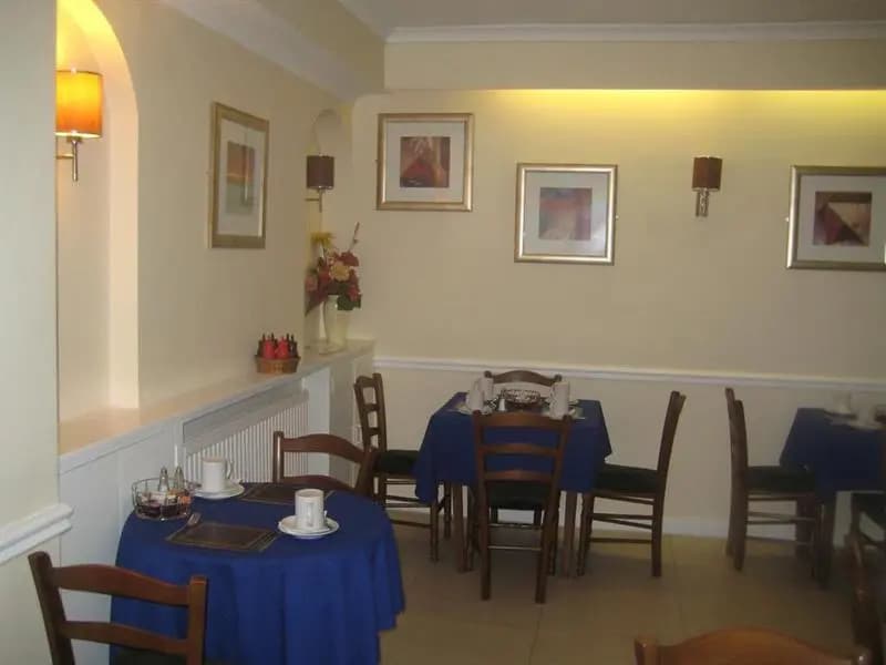 Hallam Hotel - photo 9