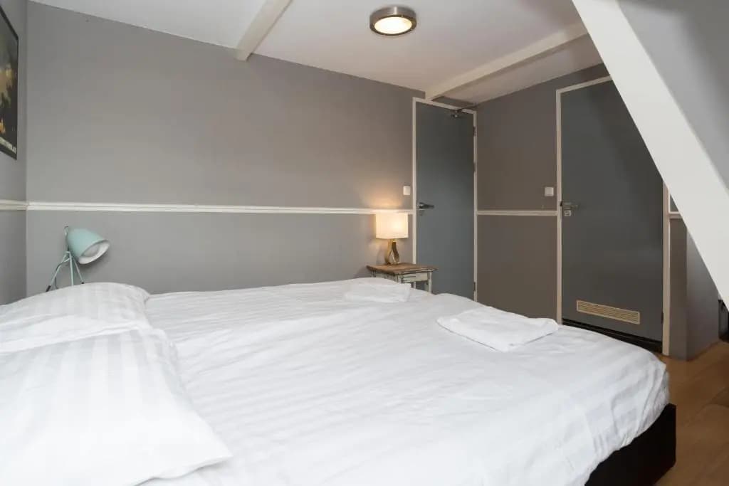 Westerpark Suites - photo 3