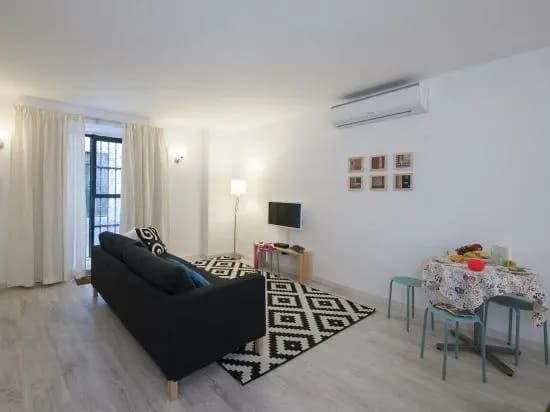 Peter's Apartments - photo 8
