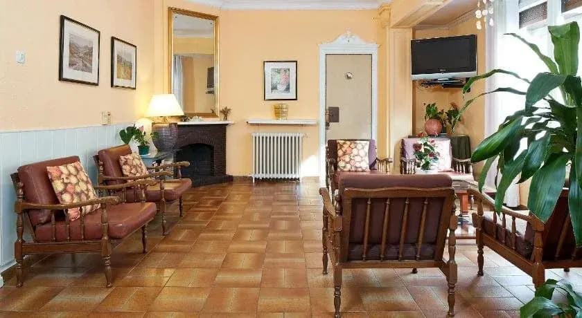 Hostal Valls - photo 14