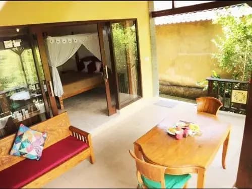 Ubud Batik Villa Kedewatan - photo 11