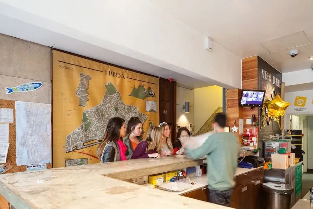 Yes! Lisbon Hostel - photo 22
