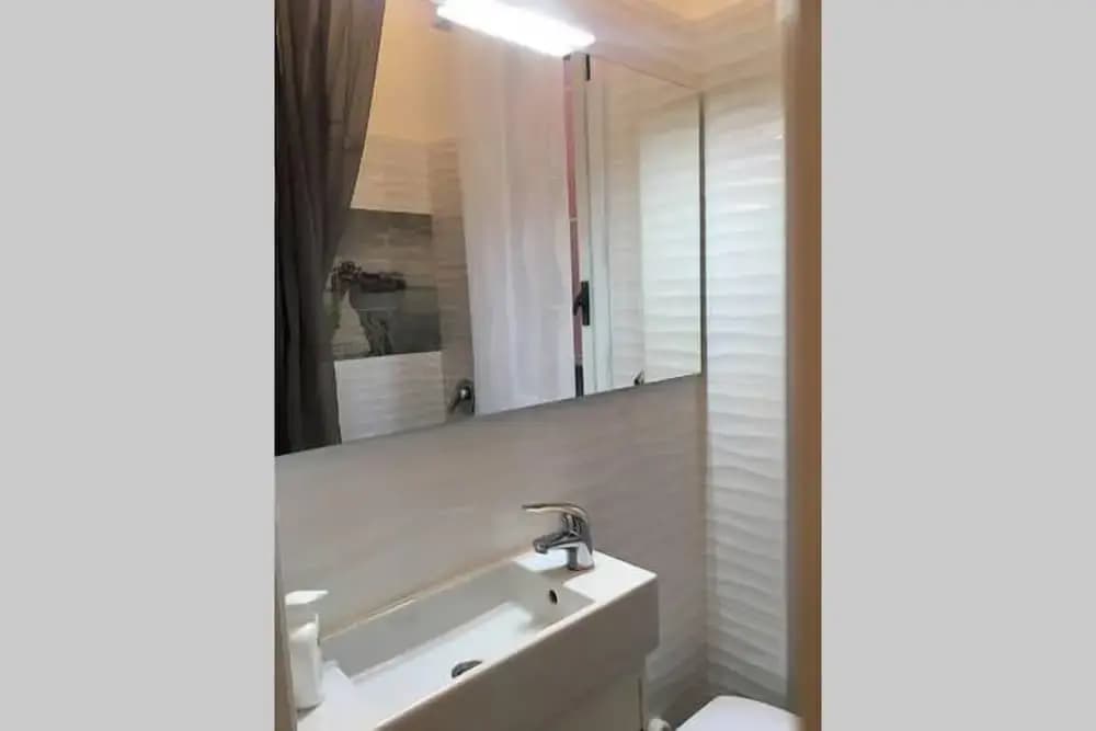 Superb White Flat - photo 8