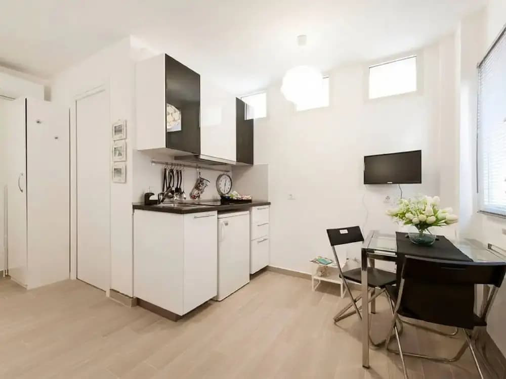 Piazza di Spagna Apartments - photo 21