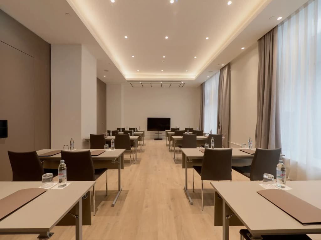 Kozmo Hotel Suites & Spa - Small Luxury Hotels of the World - photo 19
