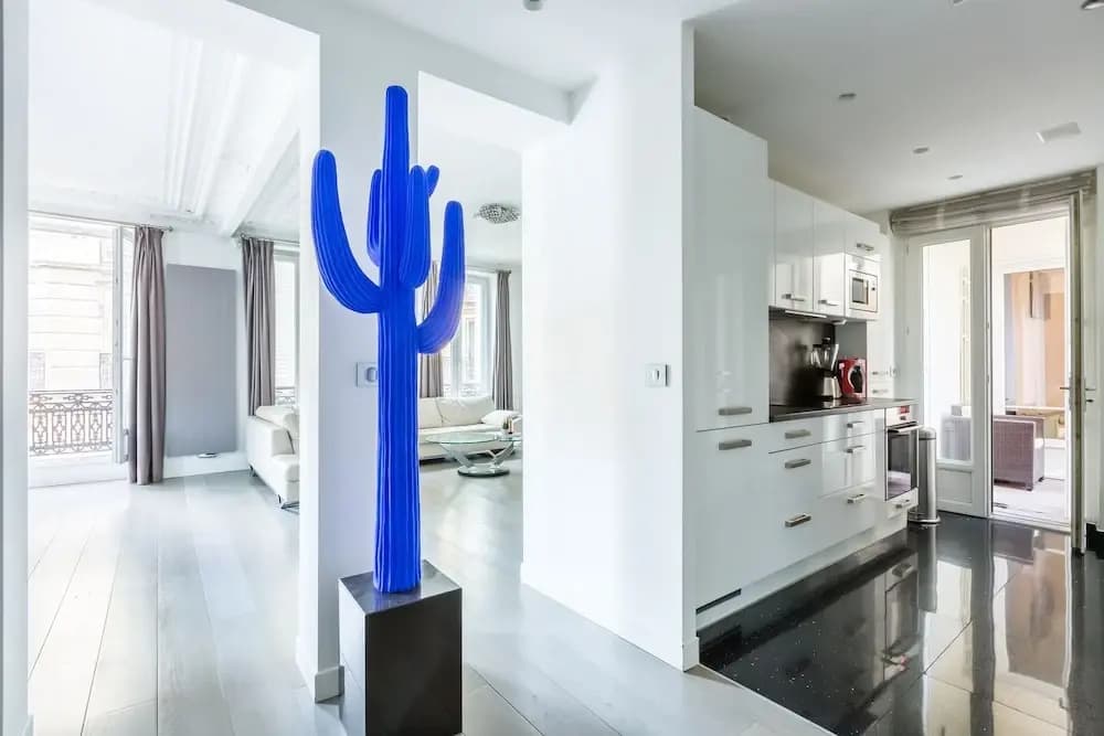 Yves Klein Blue Dream - photo 6