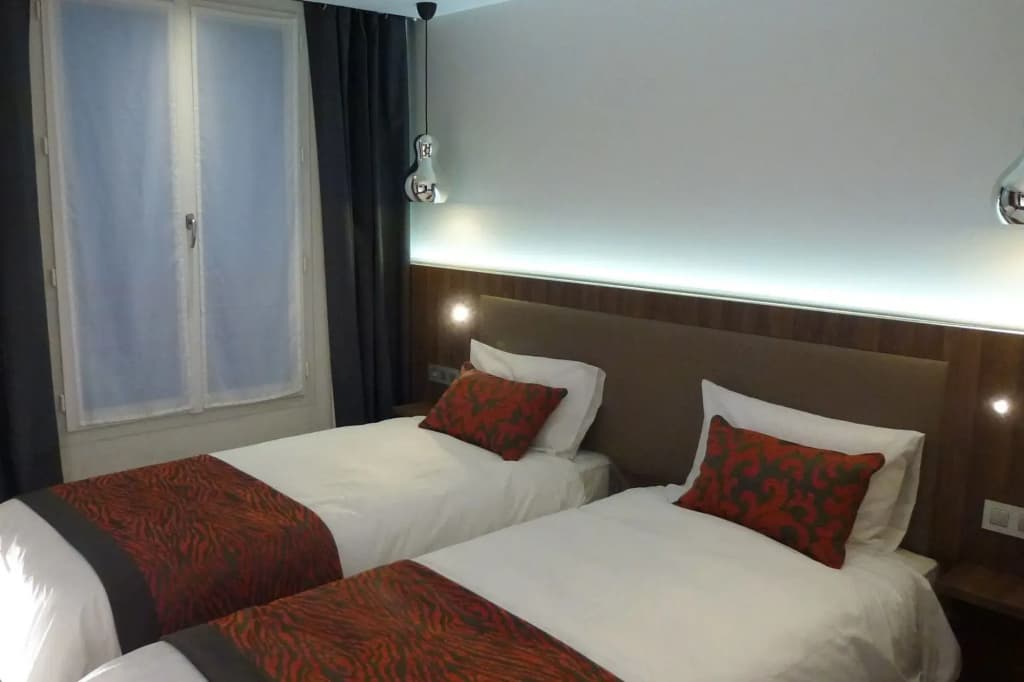 Hotel Alhambra - photo 13