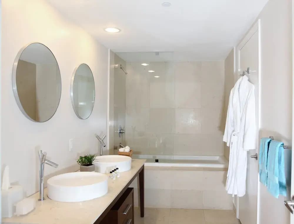 Miami Vacation Rentals - Brickell - photo 10