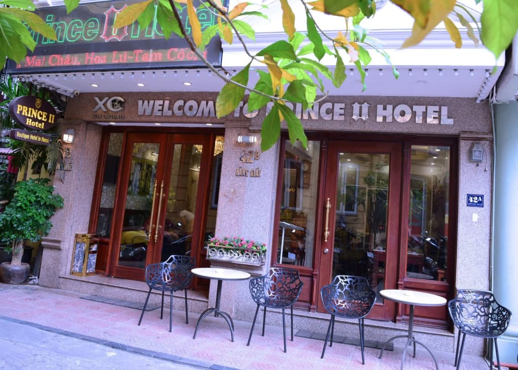 Prince II Hotel - main photo