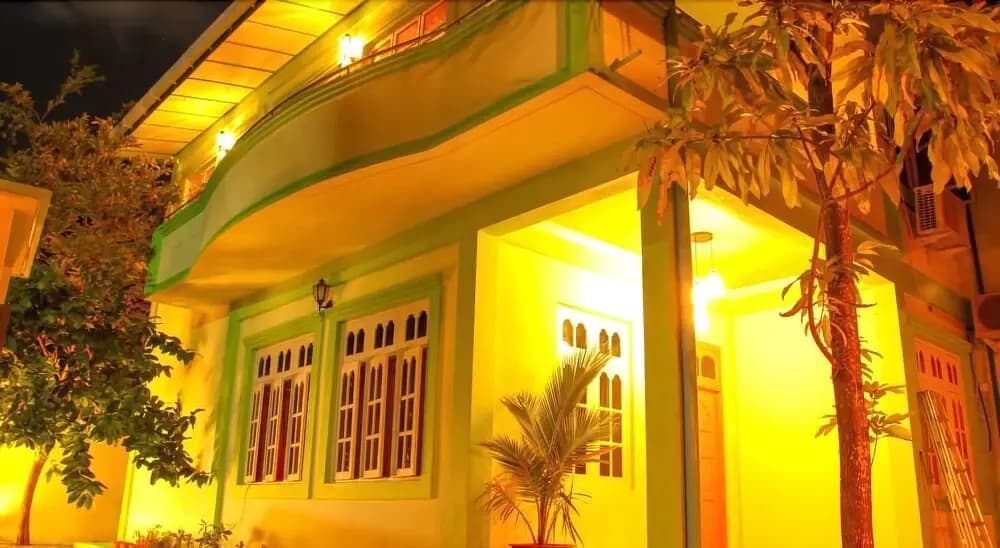 Magoodhoo Inn - photo 17