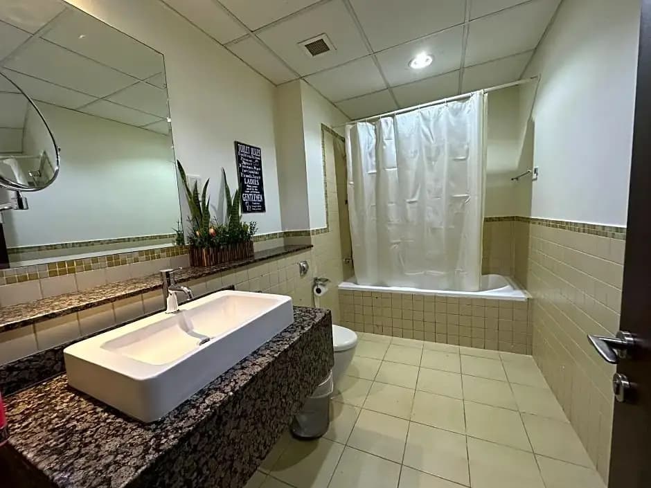 Business Backpackers JBR Hostel - photo 7