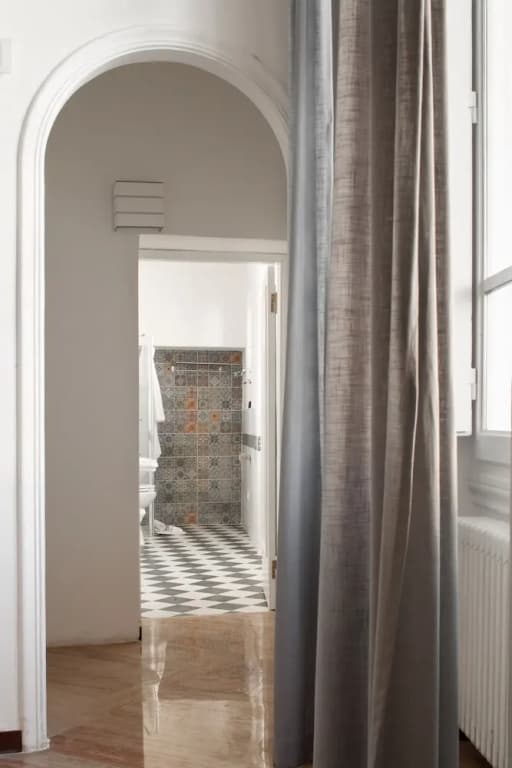 Crispi Guesthouse - photo 3