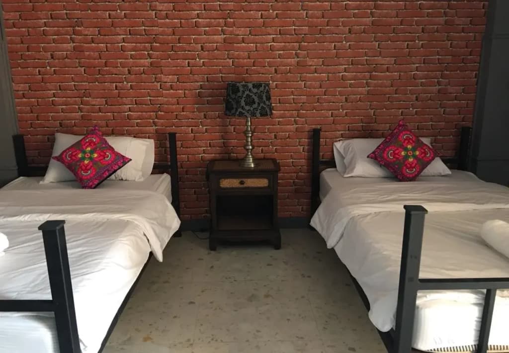 Baan Lansa Bed & Bar - Hostel - photo 5