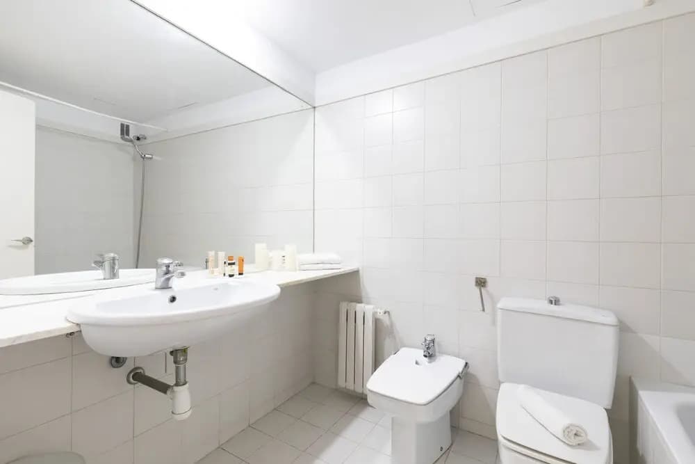 AB Olympic Village Beach Apartment - photo 9