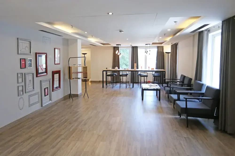 OYO Townhouse 015 Lajpat Nagar - photo 13