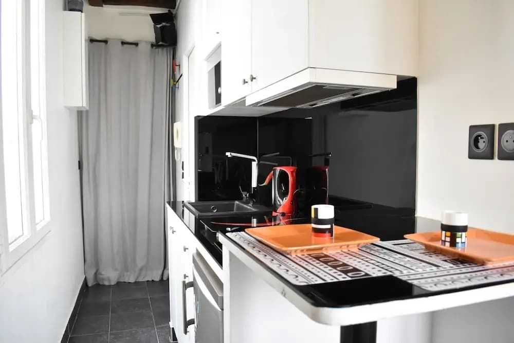 Studio Apartment in Saint-germain-des-prés & Saint-michel - photo 10