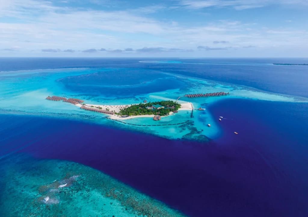 Constance Moofushi All Inclusive Hotel - photo 10