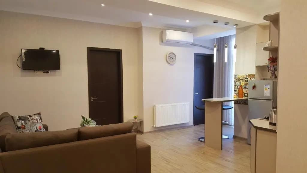 Fantaflat Old Tbilisi Apartment - photo 11