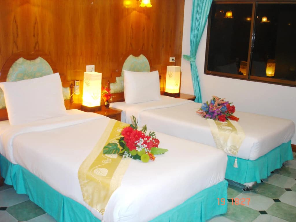 Lamai Inn Hotel - photo 2