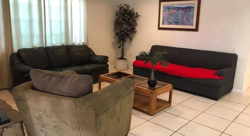 Comfy Studio Suite - main photo