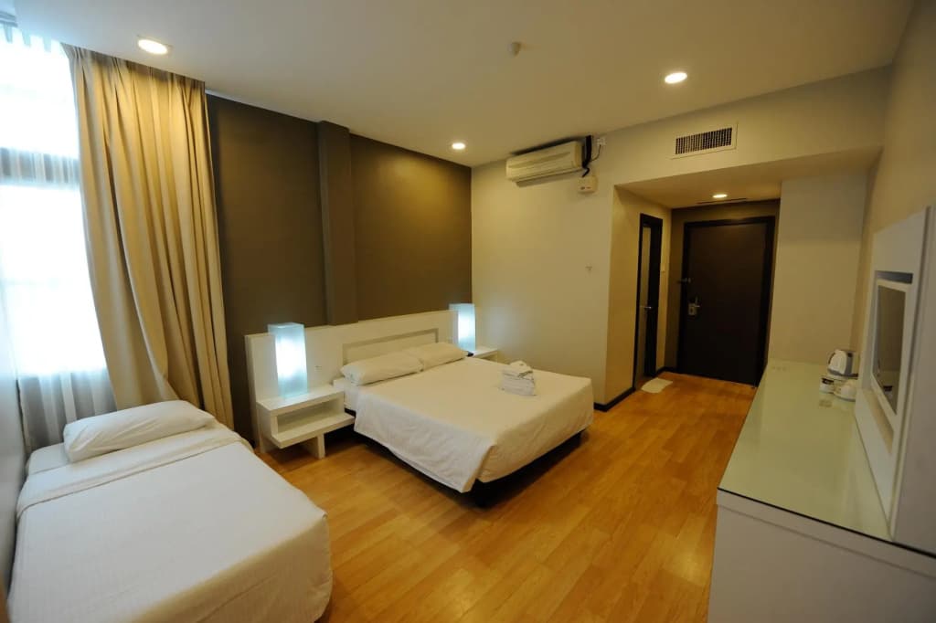 Q Hotel Kuantan - photo 4