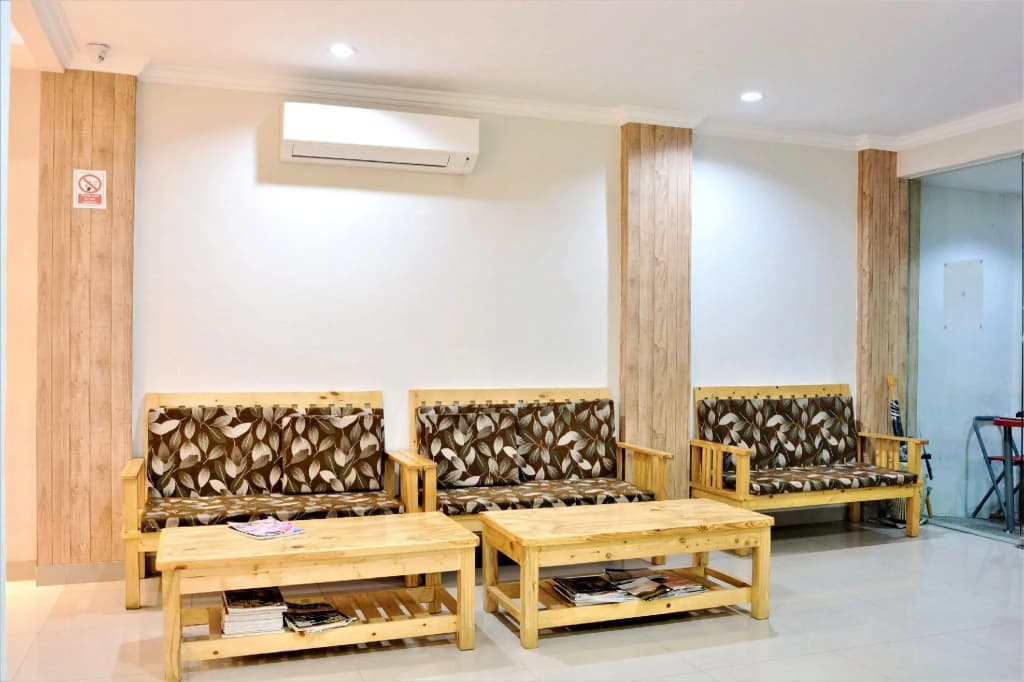 ZEN Rooms Basic Pegangsaan Kelapa Gading - photo 4
